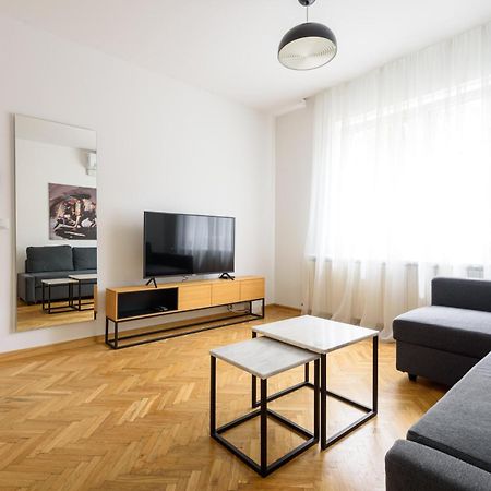 Tim 3 Appartement Belgrado Buitenkant foto